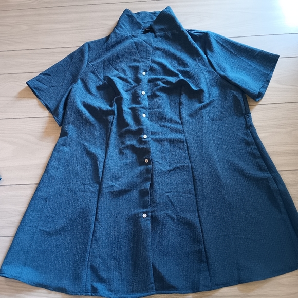 Plus Size Single Breasted Belted Shirt Dress - Picture 5 of 16